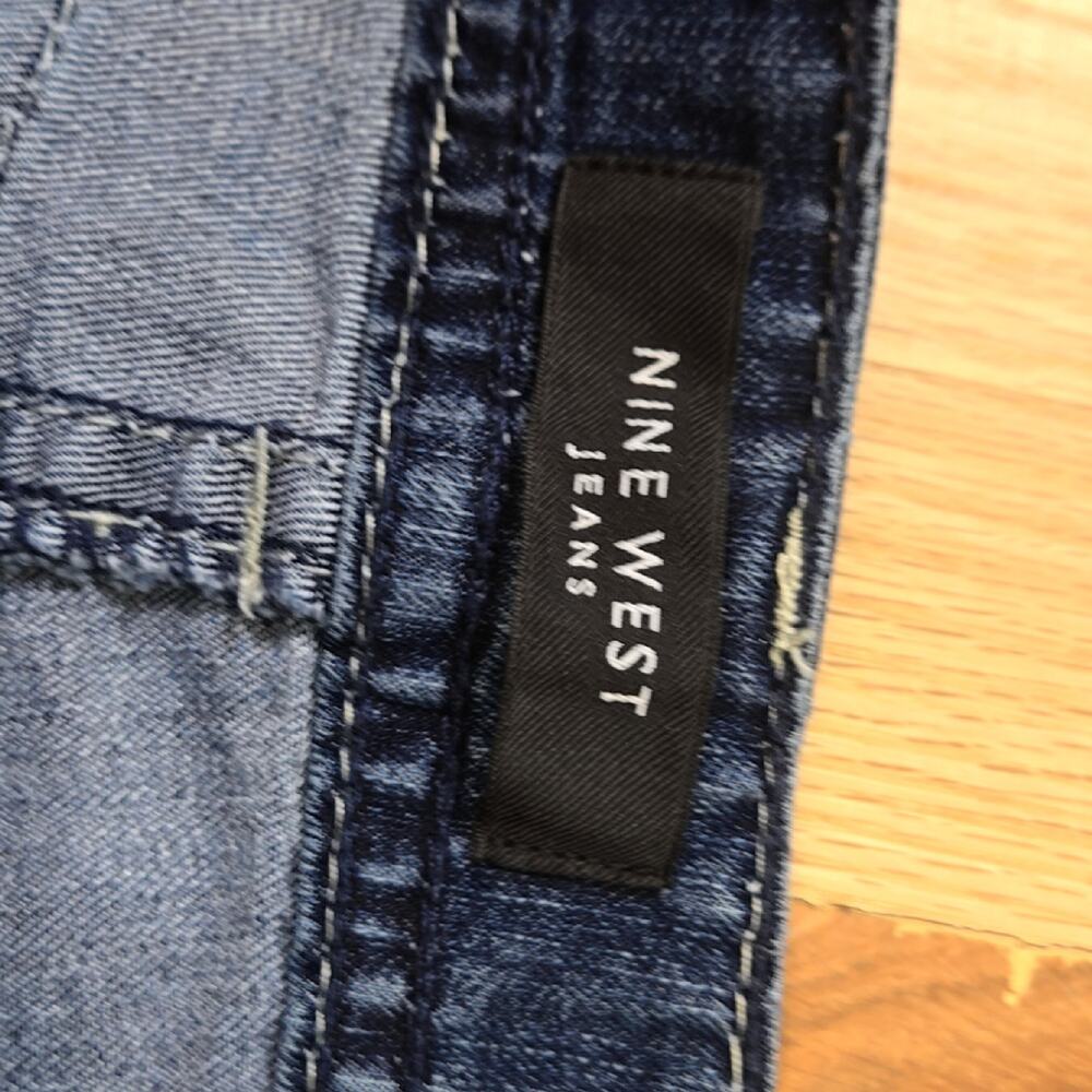 Nine West women's Y2K style Embellished Jeans Boot Cut size 8/28 - Picture 5 of 9